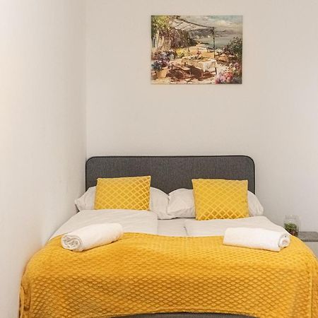 Pleasing Room Hauptbahnhof With Best Location Vienna Exterior photo