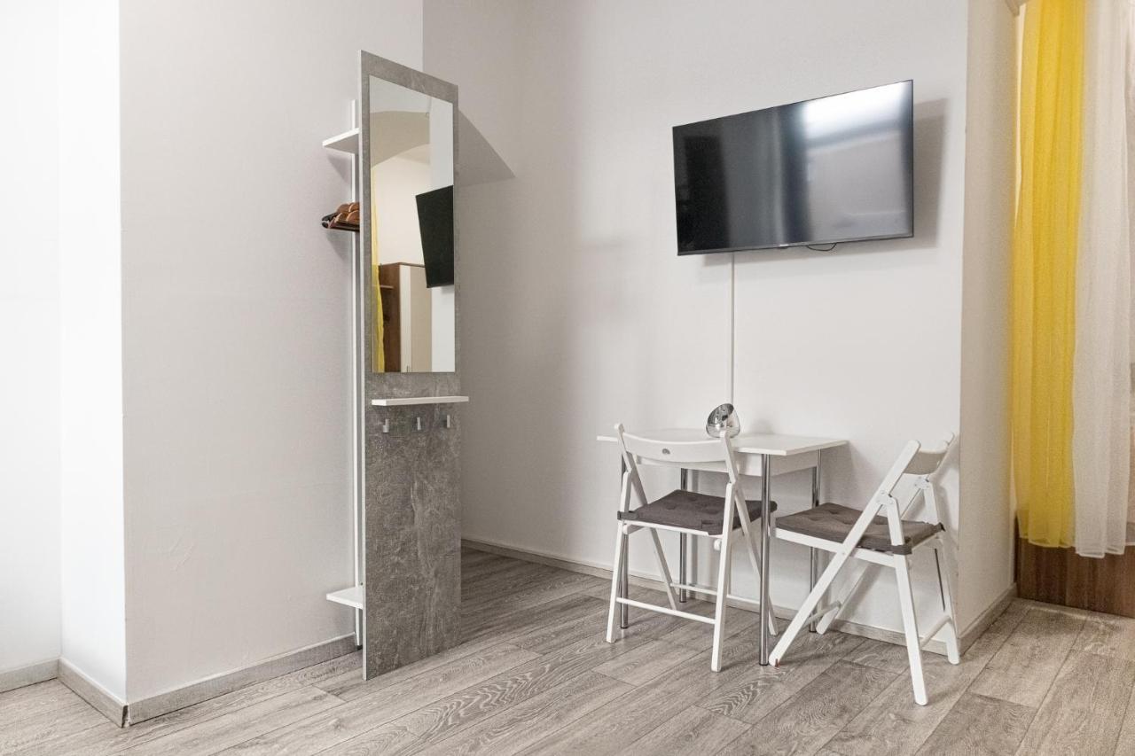 Pleasing Room Hauptbahnhof With Best Location Vienna Exterior photo